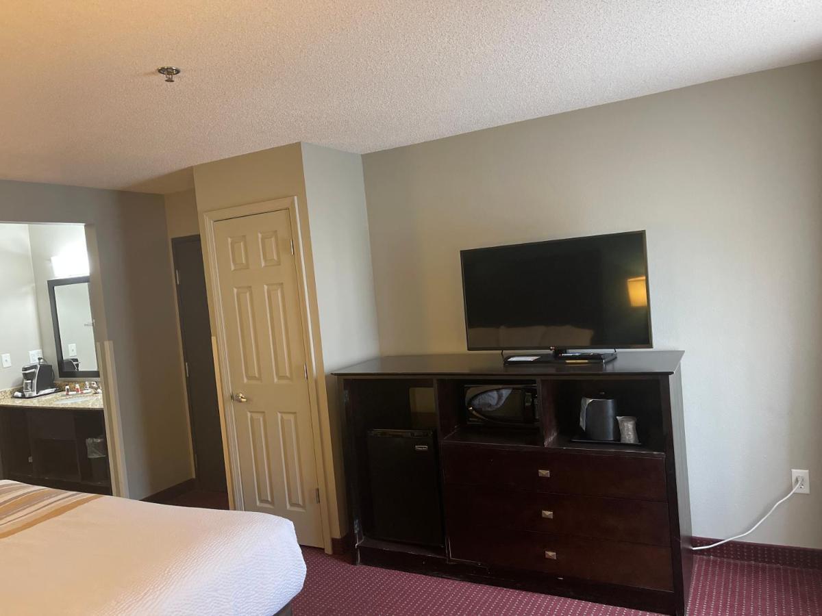 La Quinta By Wyndham O'Fallon, Il - St. Louis Ngoại thất bức ảnh